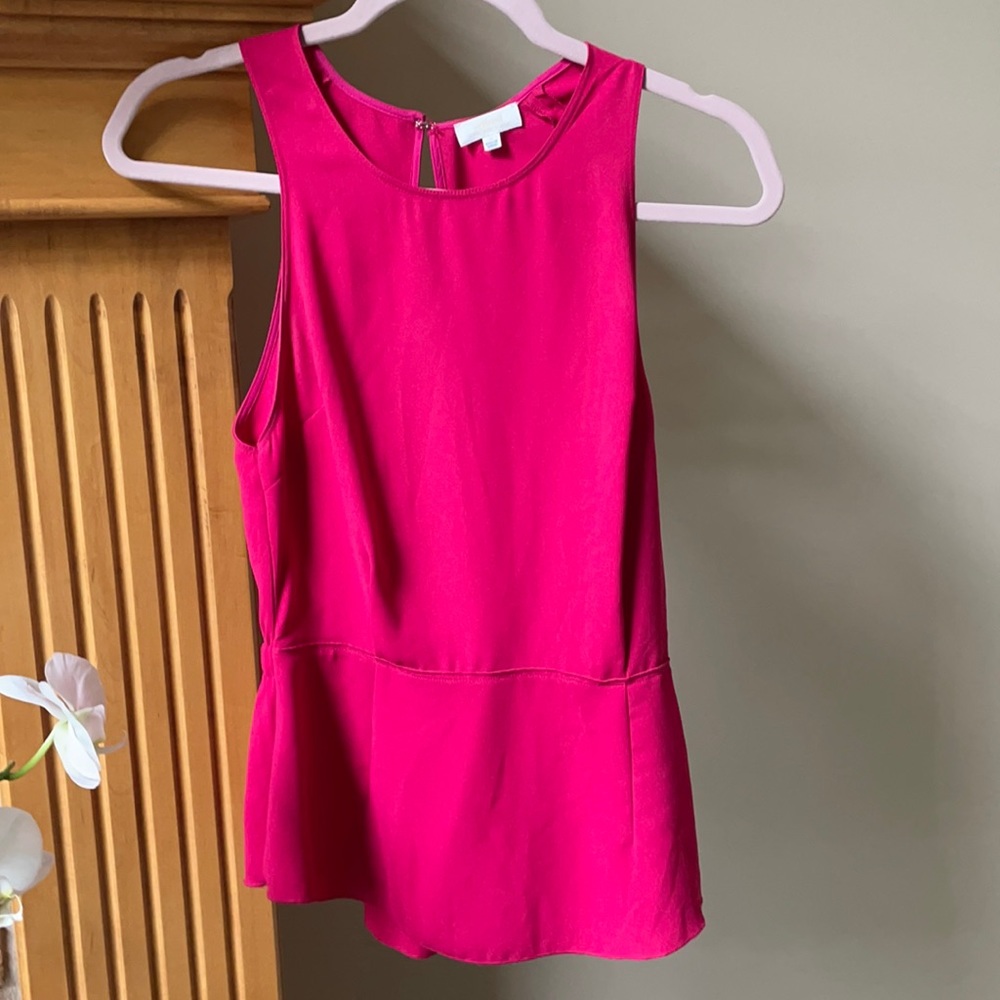 Aritizia’s Wilfred Cute Open Back Tank Top